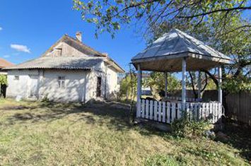 Casă - 2 camere de vanzare TARGU-JIU - Gorj anunturi imobiliare Gorj