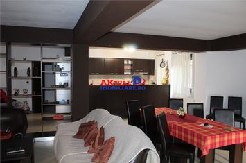 Vilă - 7 camere de vanzare PREDEAL - Brasov anunturi imobiliare Brasov