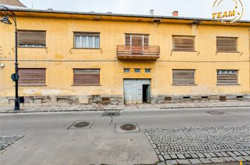 Vilă - 65 camere de vanzare CENTRAL - Covasna anunturi imobiliare Covasna