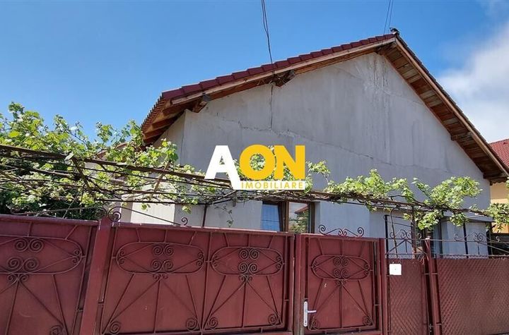 Casa 3 Camere Zona Centru400mp teren anunturi imobiliare Alba