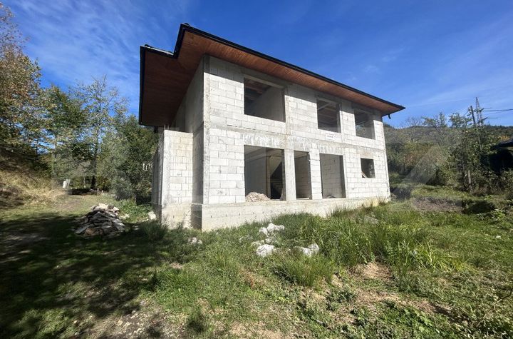 Casă - 8 camere de vanzare BISTRITA - Bistrita-Nasaud anunturi imobiliare Bistrita-Nasaud