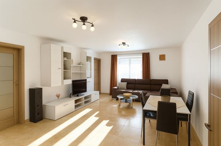 Casă - 6 camere de vanzare RASNOV - Brasov anunturi imobiliare Brasov