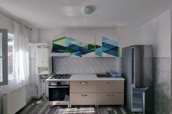Apartament 3 camere de vanzare AZUGA - Prahova anunturi imobiliare Prahova