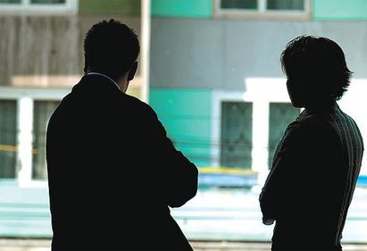 Băncile vând casele ipotecate la jumătate de preţ