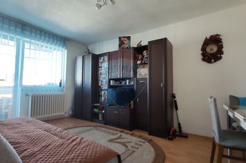 Apartament 2 camere, renovat , panoramă, Manastur anunturi imobiliare Cluj