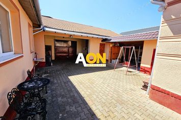Casa cu 2 corpuri de cladire, 744 mp teren, toate utilitatile, Micesti anunturi imobiliare Alba