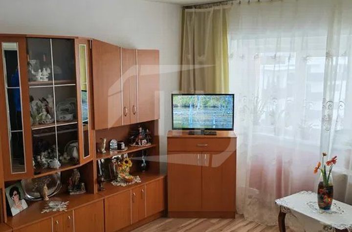 Apartament 3 camere de vanzare CLUJ-NAPOCA - Cluj anunturi imobiliare Cluj