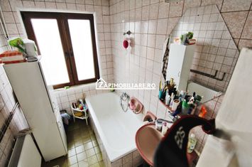 Central - Casa + Spatiu comercial stradal - Strada Predeal anunturi imobiliare Mures