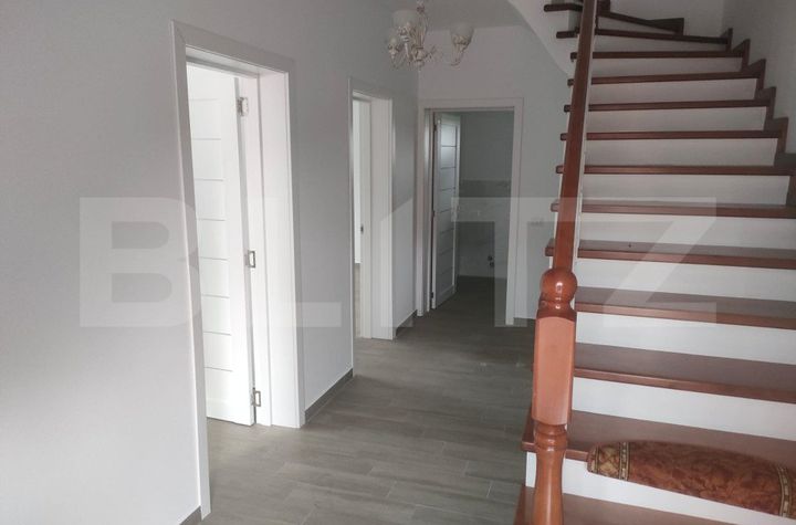 Vilă - 4 camere de vanzare RADAUTI - Suceava anunturi imobiliare Suceava