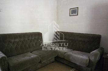 Casa de vanzare in Curtici. anunturi imobiliare Arad