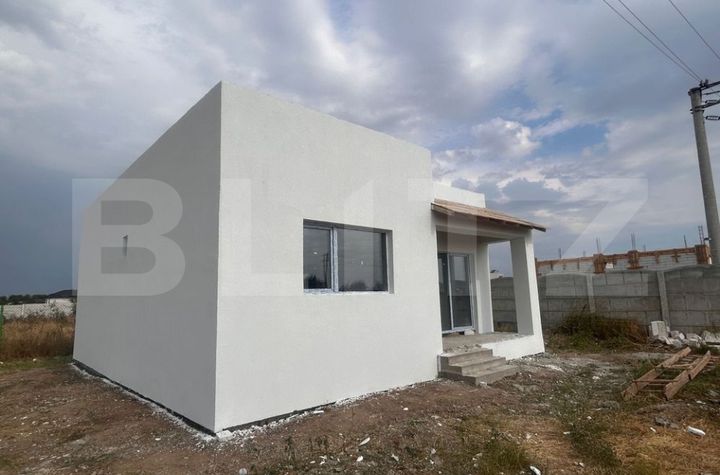 Casă - 3 camere de vanzare CRAIOVA - Dolj anunturi imobiliare Dolj