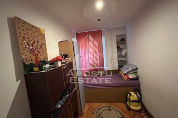 Apartament cu 3 camere, decomandat, etajul 1, zona Dambovita anunturi imobiliare Timis