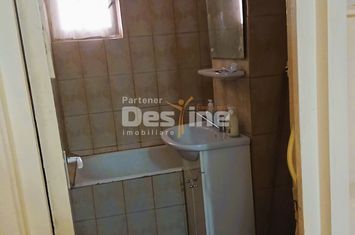 Apartament 3 camere de vanzare FOCSANI - Vrancea anunturi imobiliare Vrancea