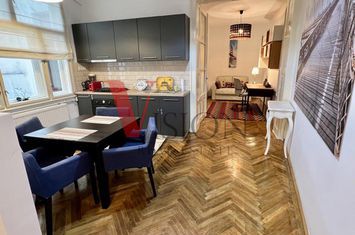 Apartament 3 camere de inchiriat CENTRAL - Cluj anunturi imobiliare Cluj