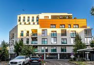 443.000 €, Birou