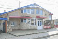 2.000 €, Spațiu comercial