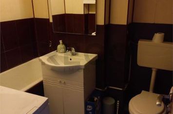 Apartament 2 camere de inchiriat CENTRAL - Bihor anunturi imobiliare Bihor