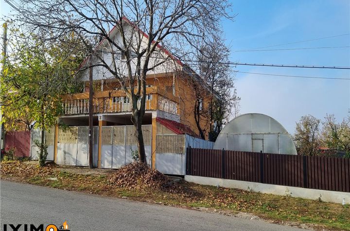 Vilă - 12 camere de vanzare OSEBITI - Bacau anunturi imobiliare Bacau