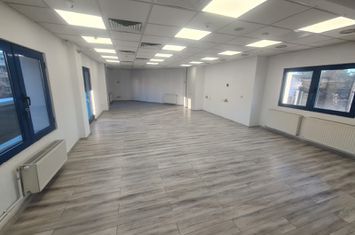 Spațiu comercial de închiriat anunturi imobiliare Prahova