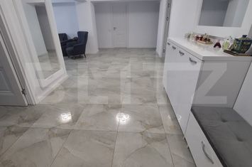 Apartament 4 camere de vanzare SUCEAVA - Suceava anunturi imobiliare Suceava