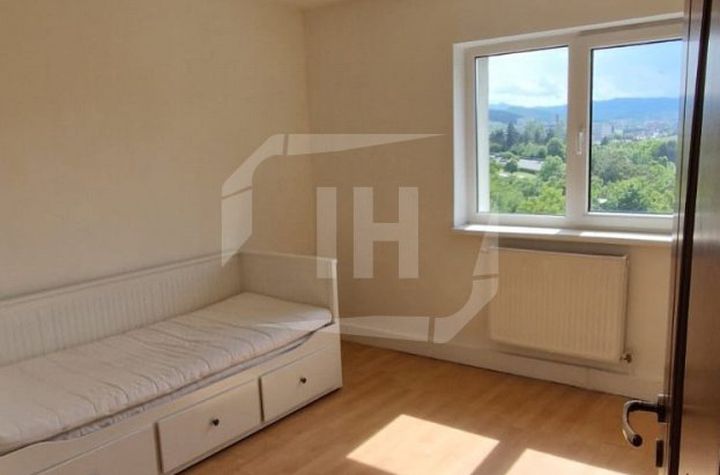 Apartament 3 camere de vanzare CLUJ-NAPOCA - Cluj anunturi imobiliare Cluj