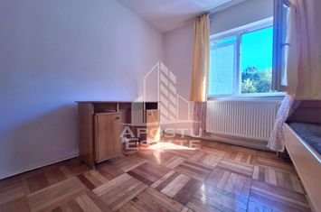 Garsoniera confort 1, 28 mp utili, zona Centrala anunturi imobiliare Arad