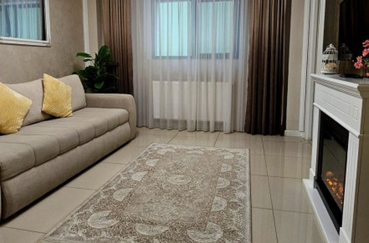 Apartament 4 camere de vanzare IASI - Iasi anunturi imobiliare Iasi