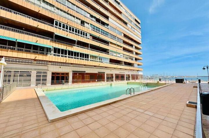 Apartament 4 camere de vanzare TORREVIEJA - Spania anunturi imobiliare Spania