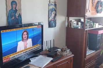 Apartament 3 camere de vânzare în Câmpina - zona semicentrală anunturi imobiliare Prahova