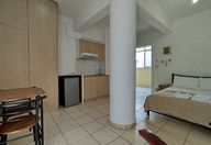 305 €, Garsonieră