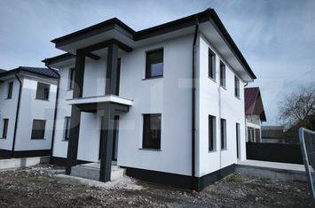 Vilă - 5 camere de vanzare RADAUTI - Suceava anunturi imobiliare Suceava