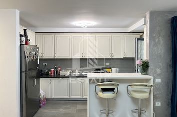 Apartament cu 3 camere, 2 bai, zona Aradului anunturi imobiliare Timis
