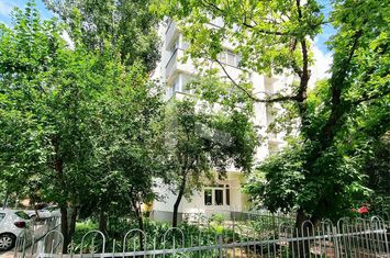 Garsonieră Nerva Traian 6-7 min Metrou Timpuri Noi | Etaj 3, Bloc 1992 anunturi imobiliare Bucuresti