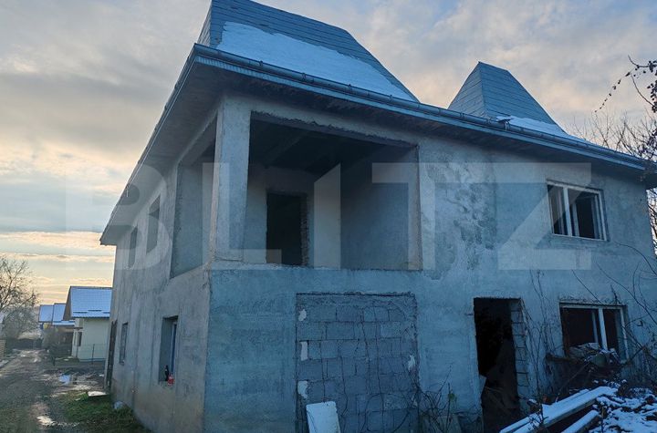 Vilă - 4 camere de vanzare SUCEAVA - Suceava anunturi imobiliare Suceava