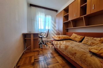 Apartament 3 camere, 68 mp utili, Aurel Vlaicu anunturi imobiliare Arad