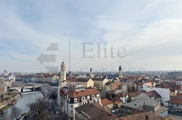 Penthouse de inchiriat ultracentral in Oradea anunturi imobiliare Bihor