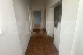Casă - 3 camere de vanzare SATU MARE - Satu Mare anunturi imobiliare Satu Mare