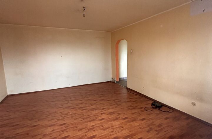 APARTAMENT 2 CAMERE - ROSIORII DE VEDE anunturi imobiliare Teleorman