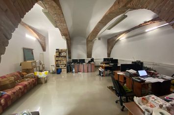 Spațiu comercial de inchiriat BRASOV - Brasov anunturi imobiliare Brasov
