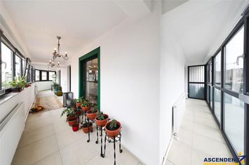 Apartament 2 camere de vanzare TRACTORUL - Brasov anunturi imobiliare Brasov