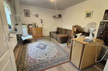 Casă - 4 camere de vanzare SATU MARE - Satu Mare anunturi imobiliare Satu Mare