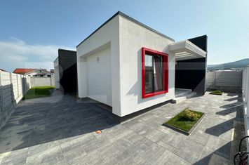 Casă - 4 camere de vanzare ALBA IULIA - Alba anunturi imobiliare Alba