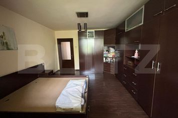Apartament 3 camere de vanzare CINA - Prahova anunturi imobiliare Prahova