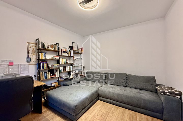 Apartament modern cu o camera, curte, centrala, zona Lunei - Complex anunturi imobiliare Timis