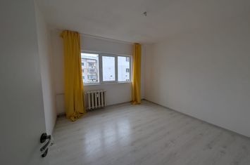 Apartament 2 camere de vanzare BACAU - Bacau anunturi imobiliare Bacau