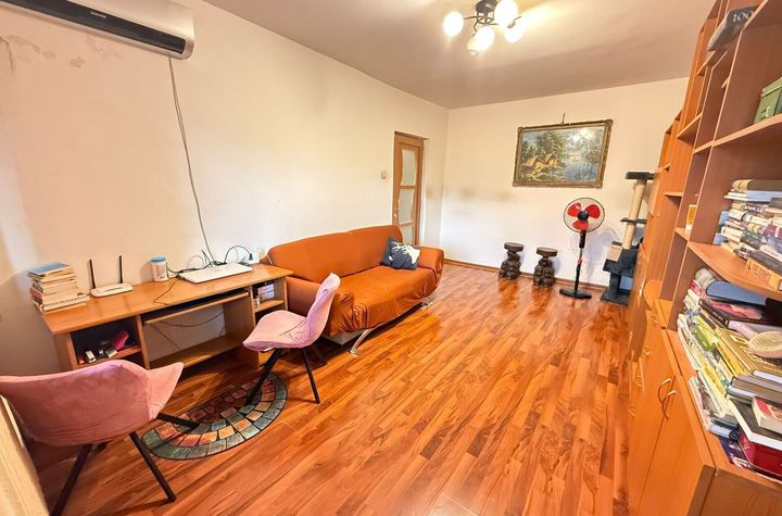 Apartament 3 camere Lacul Tei Teiul Doamnei anunturi imobiliare Bucuresti