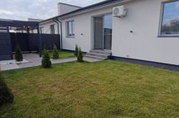 Casa Parter!  3 dorm.+2 bai+2 parcari ! Aproape de centura, Domnesti ! anunturi imobiliare Bucuresti