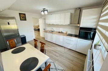 Apartament 3 camere de inchiriat CLUJ-NAPOCA - Cluj anunturi imobiliare Cluj