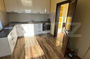 Apartament 3 camere de vanzare CLUJ-NAPOCA - Cluj anunturi imobiliare Cluj