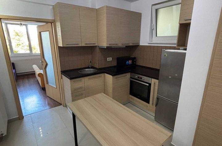 Garsonieră de vanzare COMPLEX STUDENTESC - Timis anunturi imobiliare Timis
